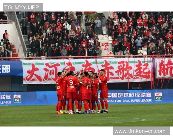 河南队新赛季全力冲击更高目标展现中原足球坚韧与拼搏精神