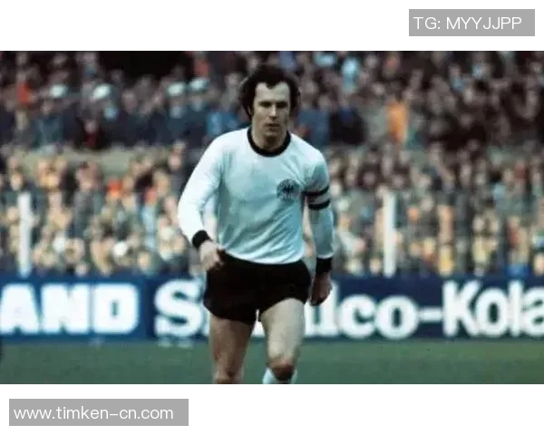 足球巨星的荣耀之路 从草根到世界巅峰的传奇故事